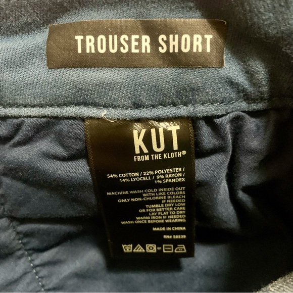 Kut from the Kloth Catherine Trouser Twill shorts size 14 navy blue - Picture 11 of 11